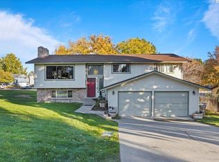 118 Peachtree Ln, Richland, WA