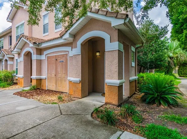 17912 Villa Creek Dr, Tampa, FL 33647