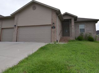 3120 N Marion Ave, Springfield, MO 65803