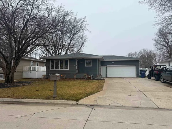 509 Shannon Dr, Norfolk, NE 68701