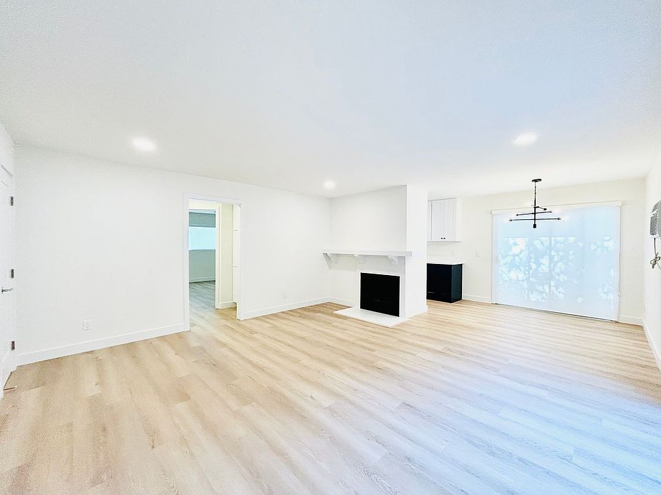 1st image of 3430 Jasmine Ave APT 101