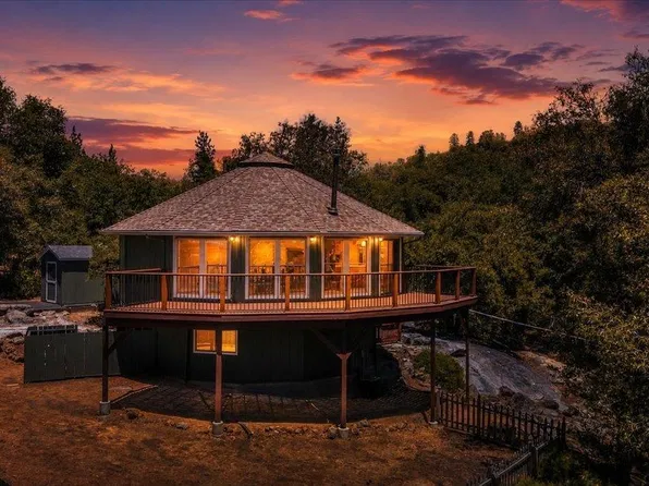 21065 Crystal Falls Dr, Sonora, CA 95370