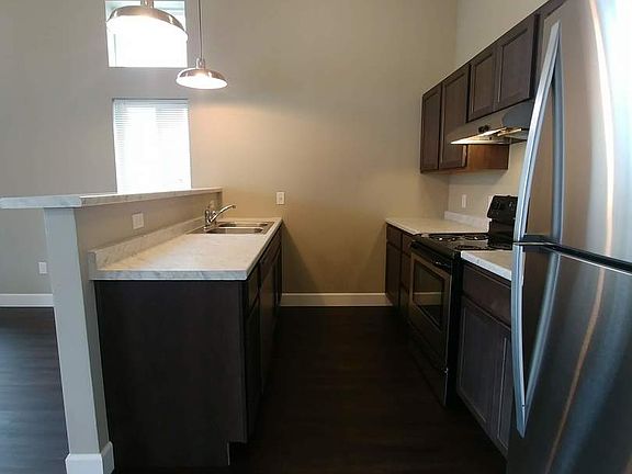 5th image of 813 Charlo St APT 201