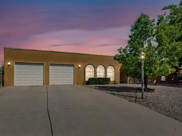 5207 Russell Dr NW, Albuquerque, NM 87114