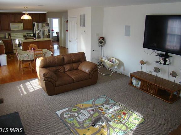 4th image of 5079 Breezewood Ct