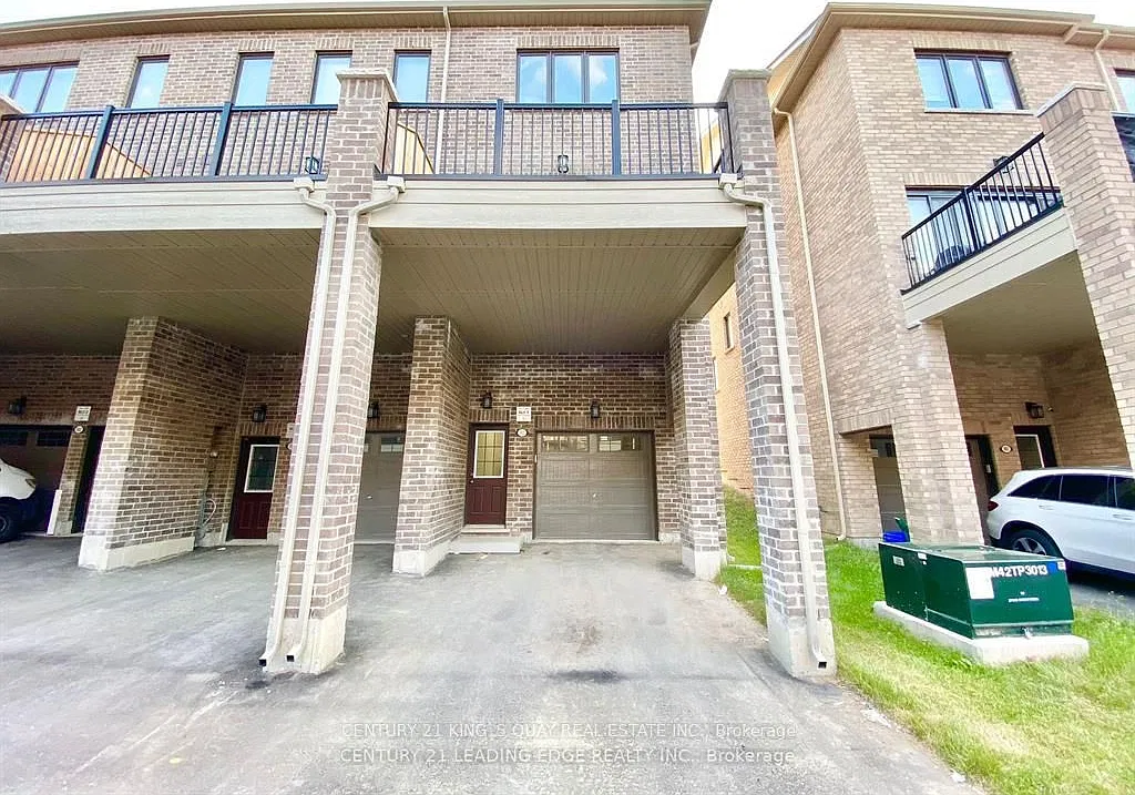 4 bed, $3,000 — Photo 2