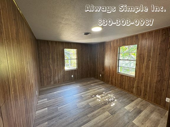 5th image of 1019 E Lee Ave