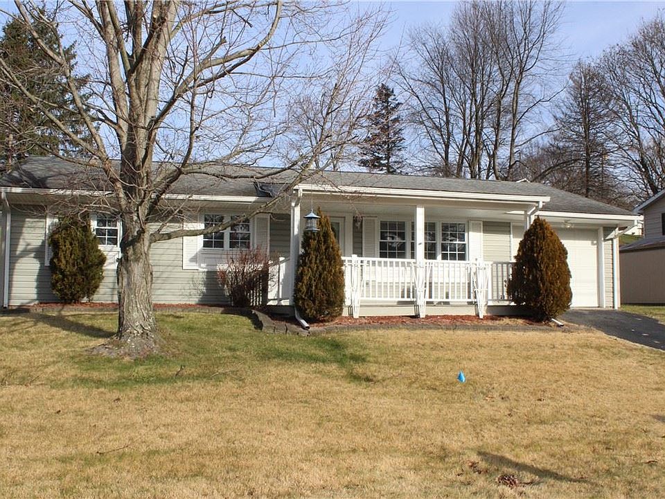 1st image of 1 Nancy Dr