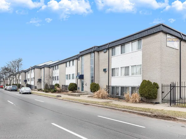 18637 James Couzens Fwy, Detroit, MI 48235