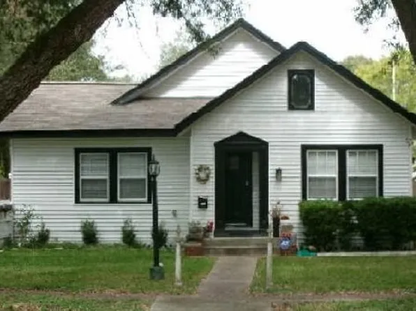 24 11th Ave N, Texas City, TX 77590