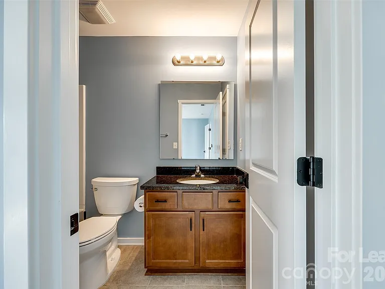 440 Battery Cir — Photo 30