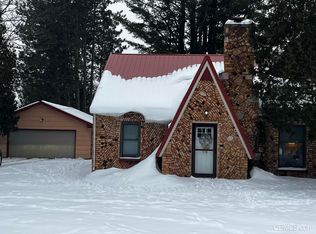 678 N County Road 440, Manistique, MI 49854