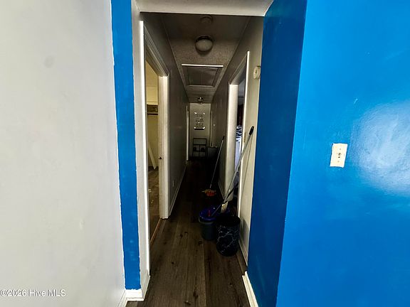 5th image of 1010 N Center Street