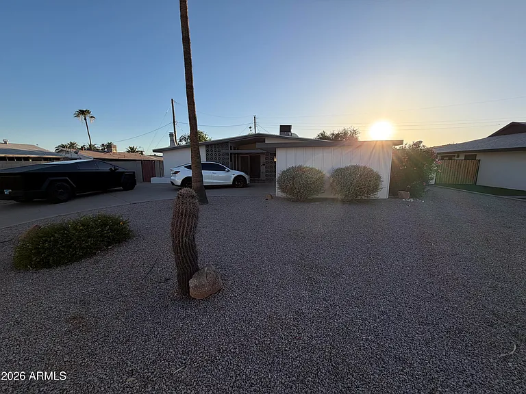 5420 N Granite Reef Rd — Photo 48