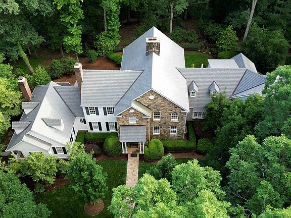 3rd image of 735 Jackson Grove Rd