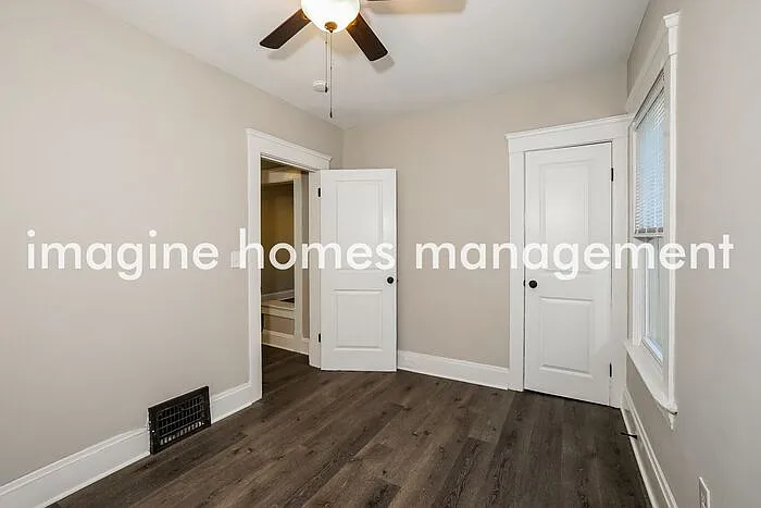 3019 W 11th St #2 — Photo 9