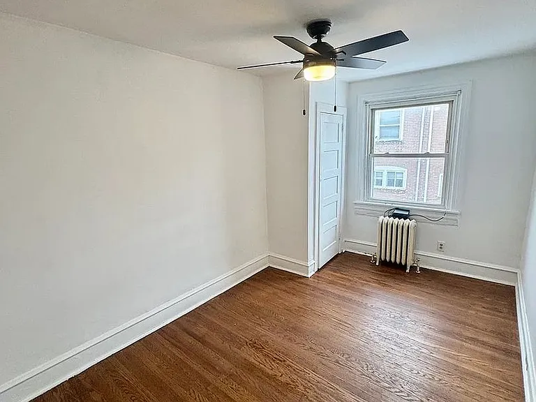 7111 Greenwood Ave — Photo 10