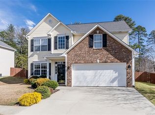 165 Wildbriar Rd, Fletcher, NC 28732
