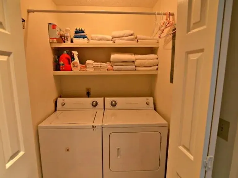 146 Westwinds Dr — Photo 5