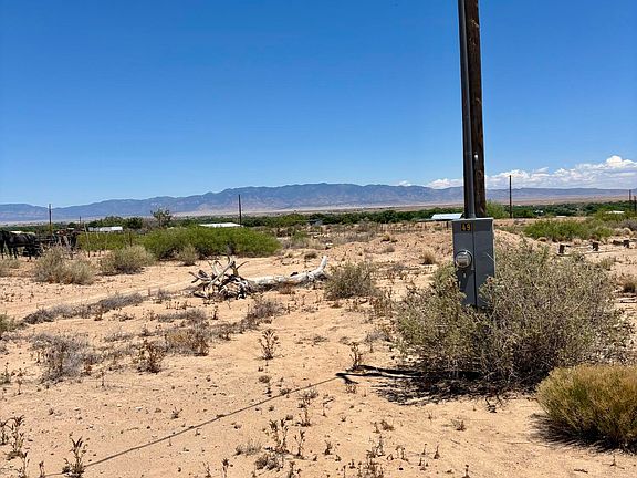 2nd image of 47 Cemetery Rd