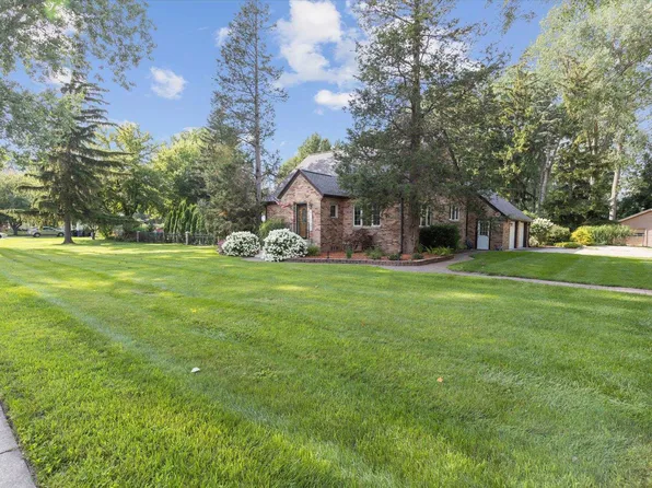 3621 Bay City Rd, Midland, MI 48642