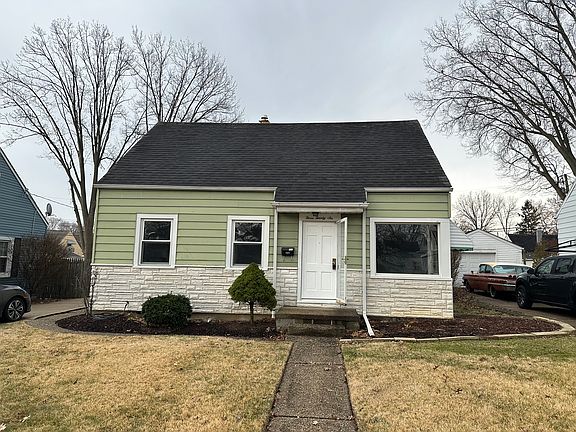 2nd image of 326 Tyler Ave