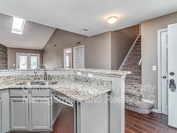 4th image of 2513 Kennedy Ct