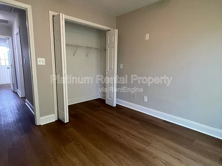 1135 Coleman St SW — Photo 24