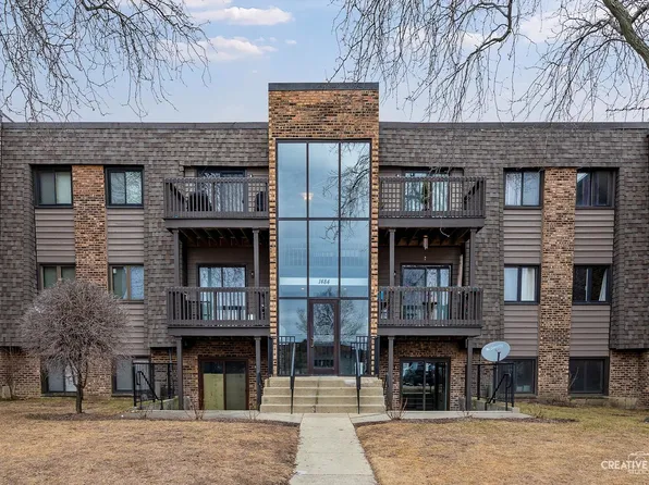 1484 Stonebridge Cir APT B3, Wheaton, IL 60189