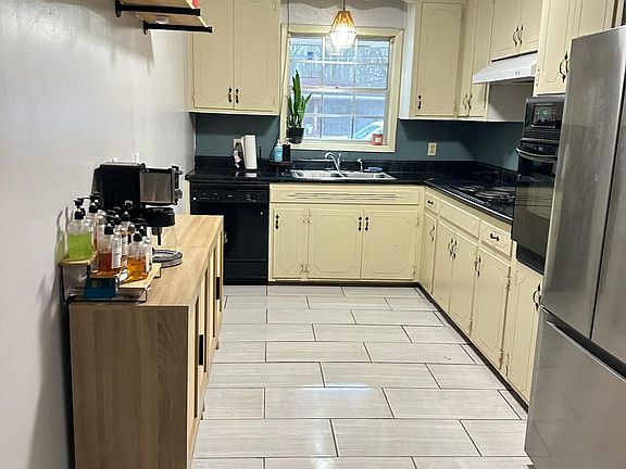 4th image of 3518 50th St