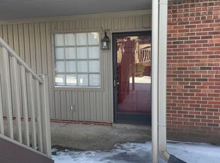 3824 E Country Club Rd, Winston Salem, NC 27104