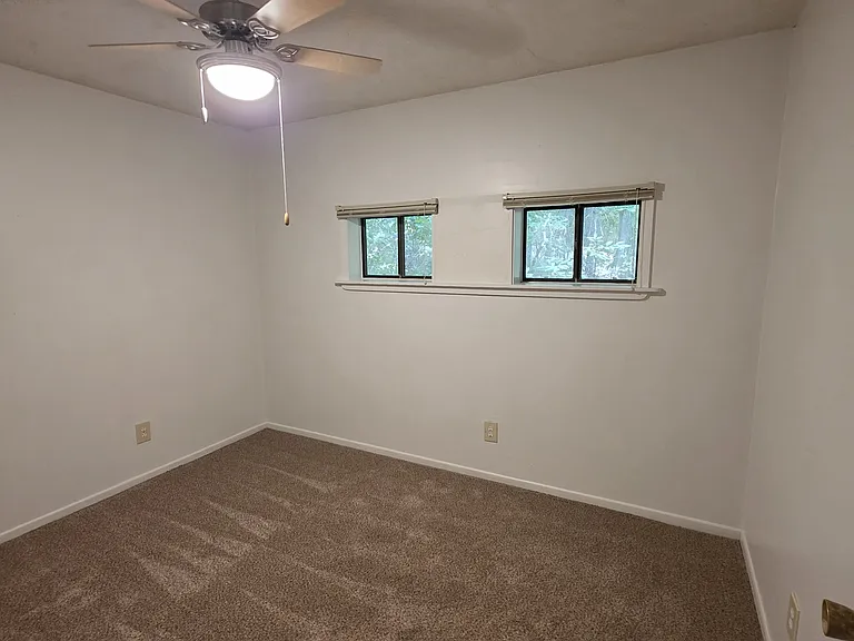 111 Ballew Ln — Photo 16