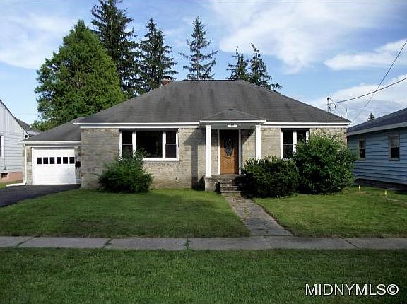 2nd image of 1221 Hillview Dr