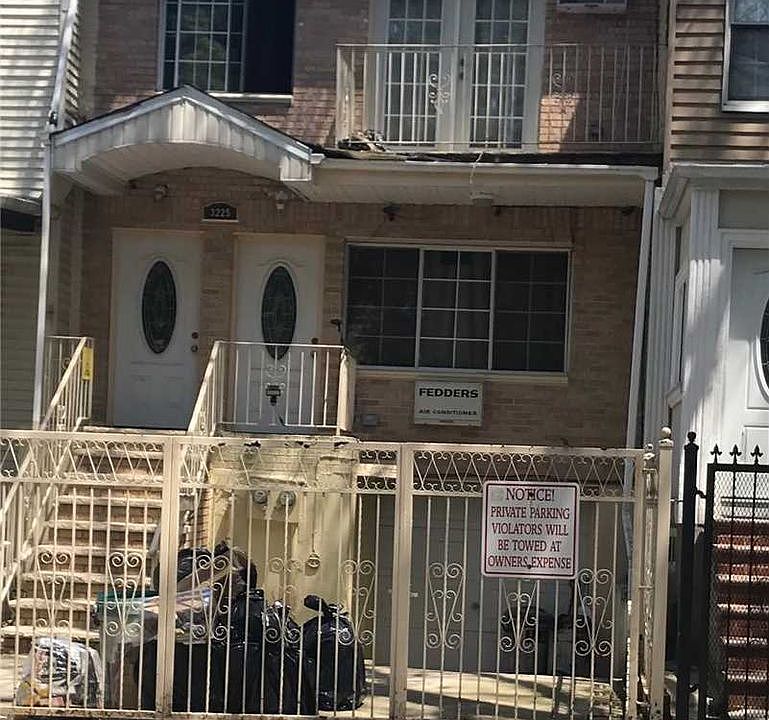 1st image of 3225 98th St