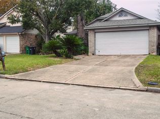 13106 Hollowcreek Park Dr, Houston, TX 77082