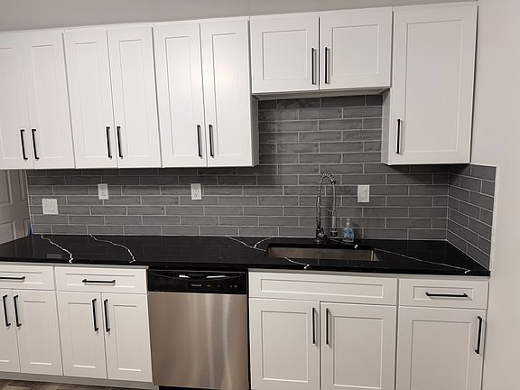 2nd image of 167 Osborne St