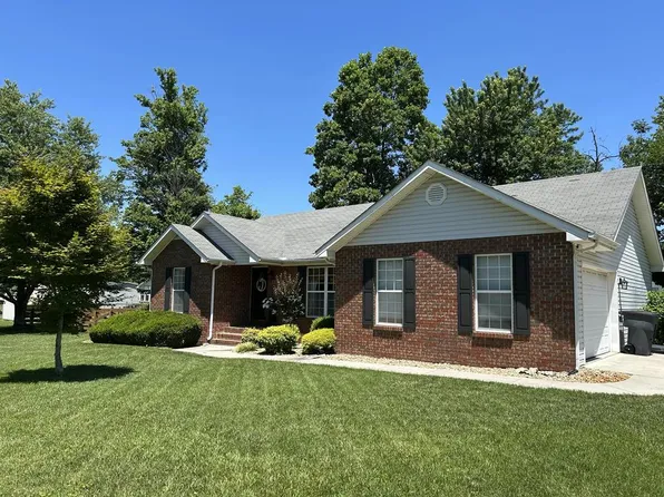 1330 Castle Dr, Cookeville, TN 38501
