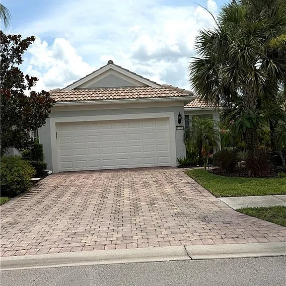 8736 Querce Ct — Photo 37