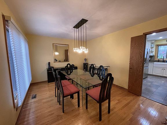 4th image of 2354 Bradshire Ct