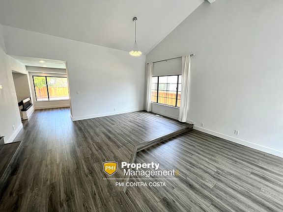 2nd image of 2229 Lake Oaks Ct