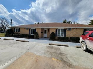 404 Circle Dr #3, Olds, IA 52647