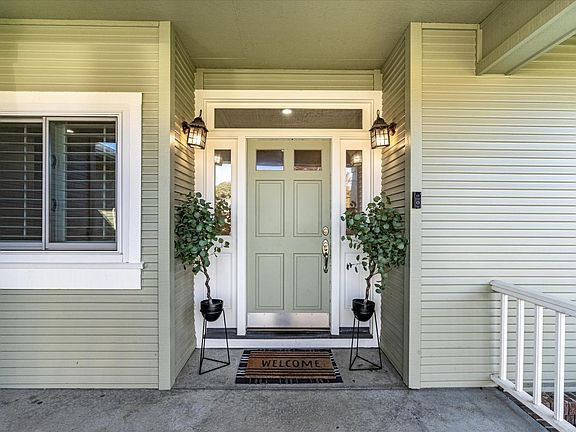 5th image of 1883 Heritage Way