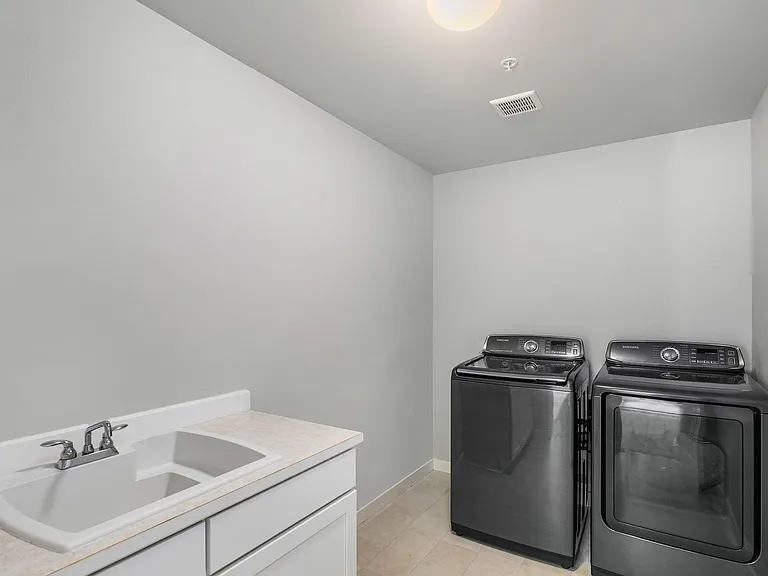 11742 163rd Pl NE — Photo 31