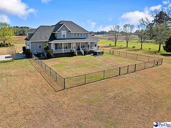 3rd image of 2375 Millers Rd