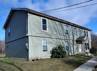 897 Burlingham Rd, Pine Bush, NY 12566