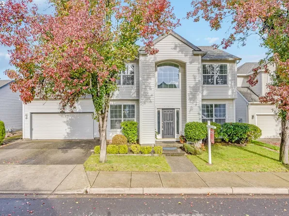 8855 SW Pippen Ln, Tigard, OR 97224