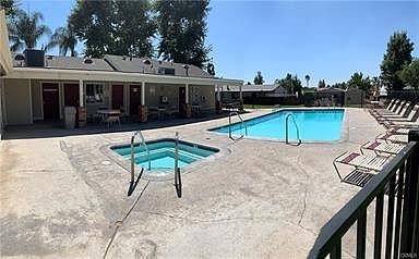 3rd image of 1721 E Colton Ave