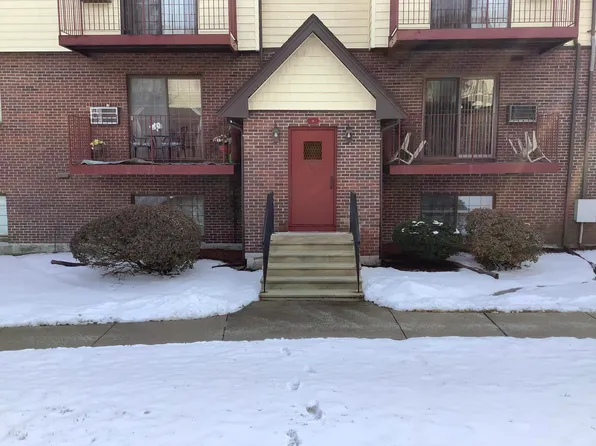 9 Royal Crest Drive #4G, Randolph, MA 02368