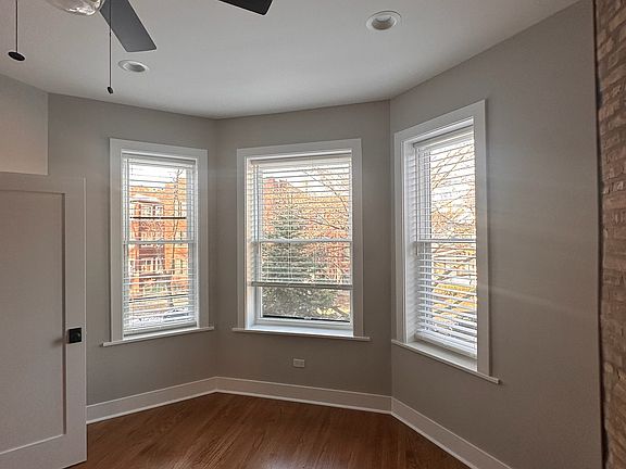 3rd image of 1719 W Carmen Ave #2