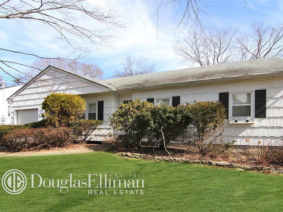 1st image of 643 Sayville Ave